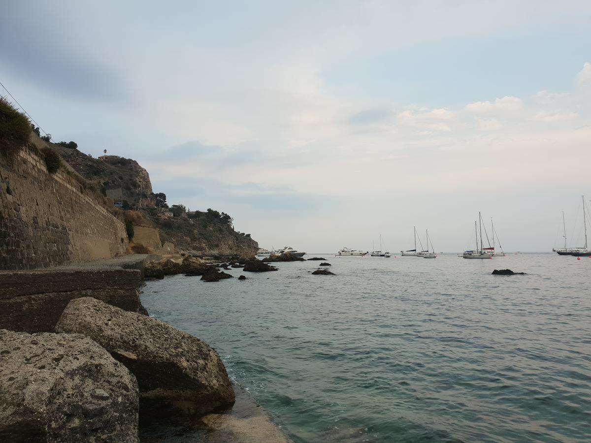 Th Luxury Rooms & Apartment Giardini-Naxos Exterior foto